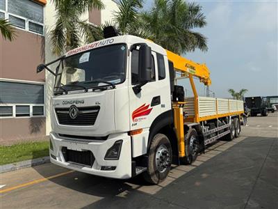 Xe tải 4 chân Dongfeng gắn cẩu 15 tấn soosan SCS1516S 2025