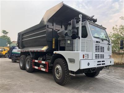 Xe howo bá vương 70 tấn cabin lệch chạy mỏ 2026