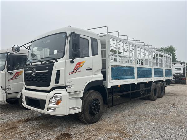 Xe tải thùng Dongfeng 3 chân tải 13 tấn 2023